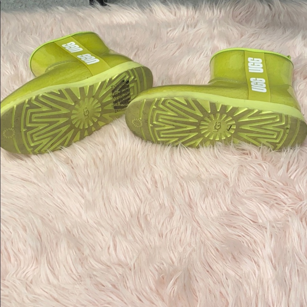 UGG Classic Clear Mini - Picture 3 of 4